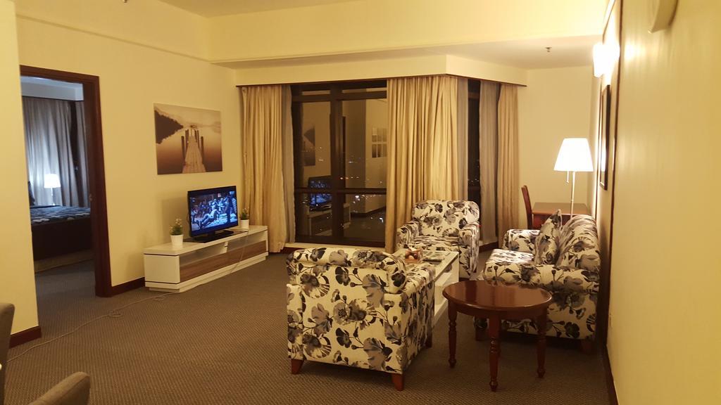 The Suites At Times Square Kl Kuala Lumpur Exterior foto